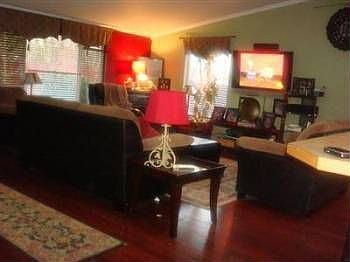 1st image of 10925 Benston Dr E