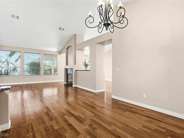 2870 Deerwood Ct — Photo 9