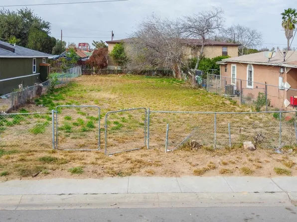 204 E San Pedro St, Laredo, TX 78041