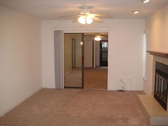 4th image of 5017 SE 109th Pl