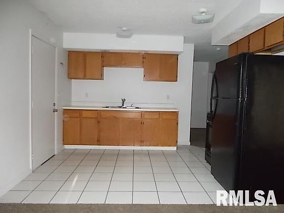 3rd image of 1988 Krohe Dr