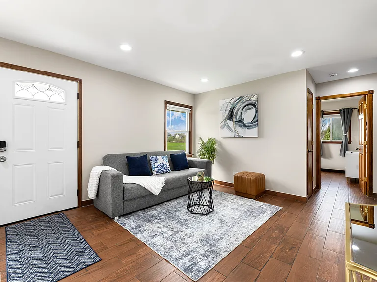 119 W Green Meadows Blvd — Photo 40