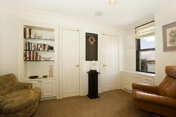 Sold by Olshan Realty | media 7