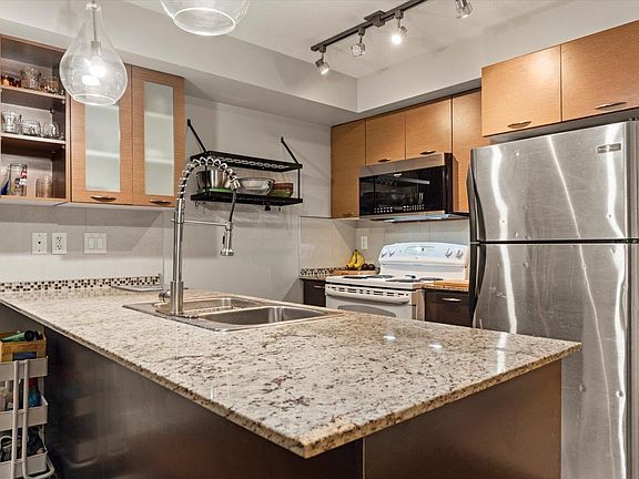 5th image of 2233 McKenzie Rd #129