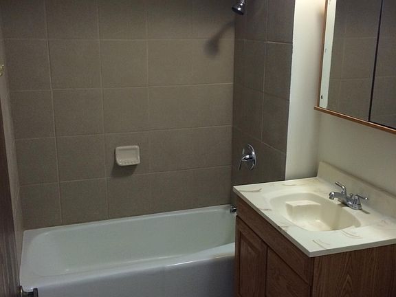 5th image of 15737 Terrace Dr APT 1AR