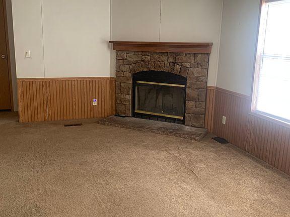2nd image of 504 Ditch Bank Ave