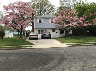 340 Lincoln Ave, Paulsboro, NJ 08066