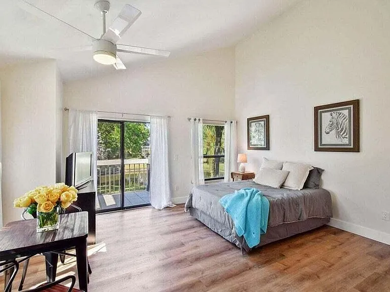 11863 Wimbledon Cir #508 — Photo 6