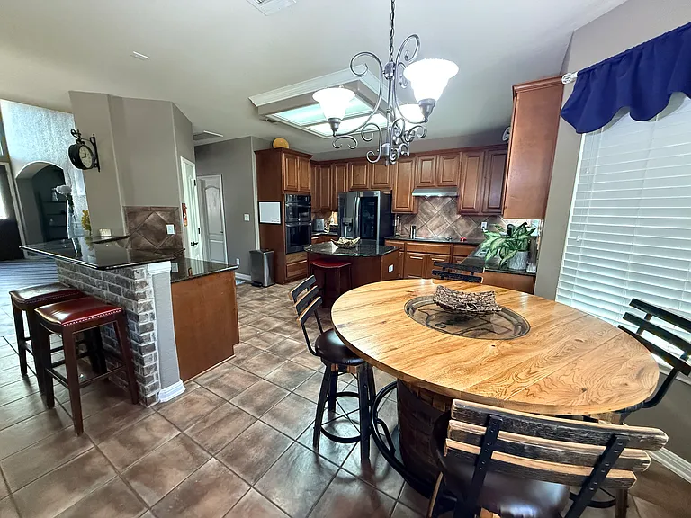 22211 Covella Ct — Photo 15