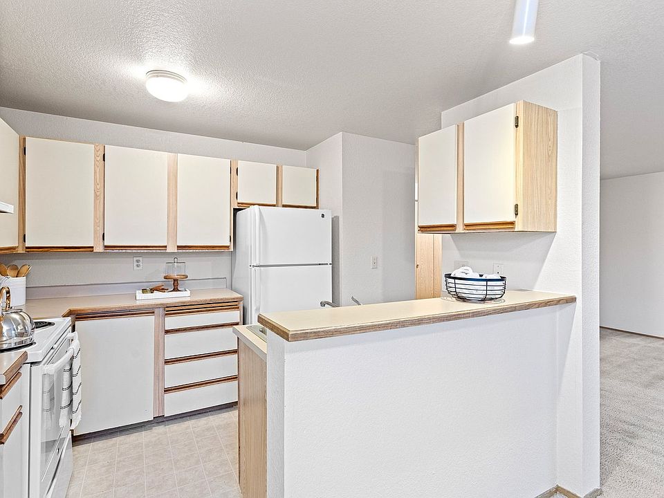 1st image of 18249 73rd Ave NE #A105