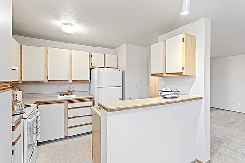Heron View Apartment Homes Photo 1