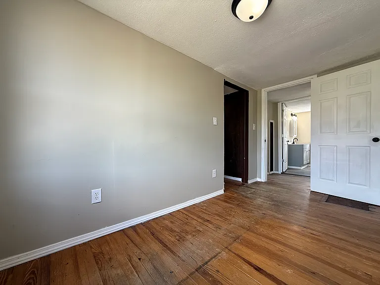 518 Oakvale Rd — Photo 11