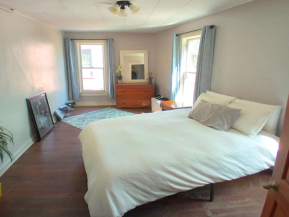 Master bedroom with Fountain Creek and Lovers Lane out the back window