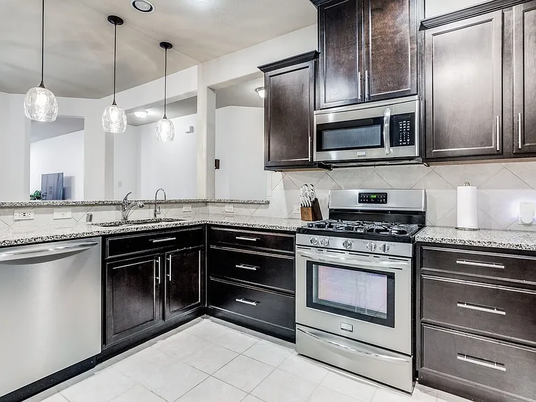 613 Blue Teal Pl — Photo 10