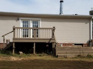 60 Hometown Rd, Vicksburg, MS 39180