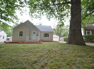 1614 Merle Hay Rd, Des Moines, IA 50310