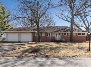 72 Woodhill Rd, Saint Cloud, MN 56301