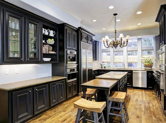 2nd image of 60 Briar Hollow Ln #C