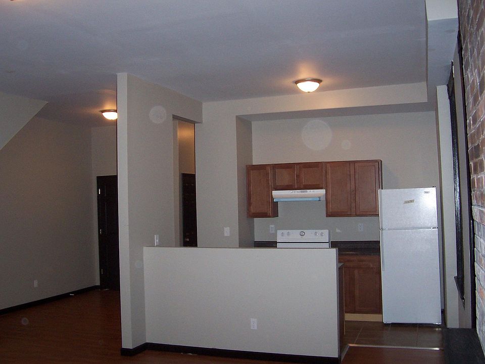 1st image of 3745 Wisconsin Ave #1
