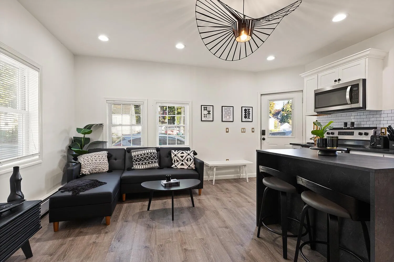 170 Myrtle St — Photo 3