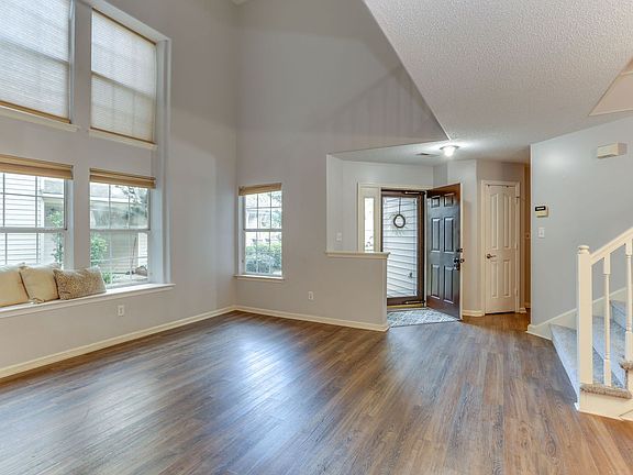 4th image of 119 Brassie Dr