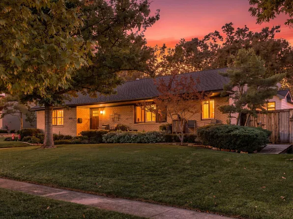 9236 Chiswell Rd, Dallas, TX 75238