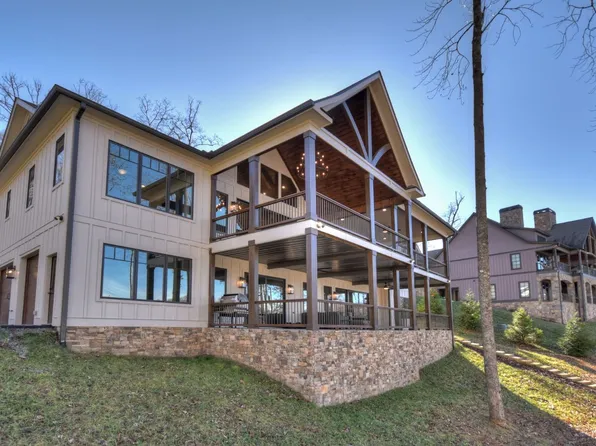 1466 Sutton Cv, Hiawassee, GA 30546