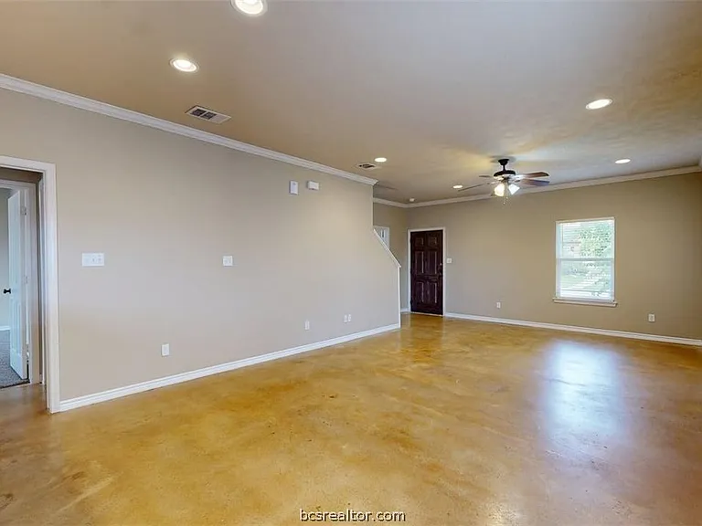 3406 Cullen Trl — Photo 4