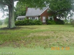 8627 State Highway 62 N, Milton, NC 27305