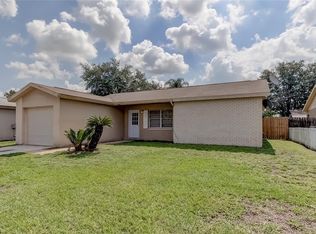 1007 Pine Ridge Cir, Brandon, FL 33511
