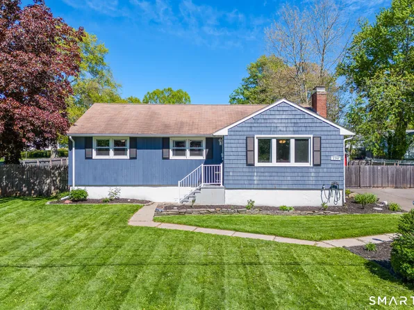 236 Hillcrest Avenue, Newington, CT 06111