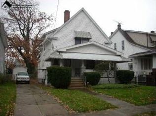 1487 Ridgewood Ave, Lakewood, OH 44107