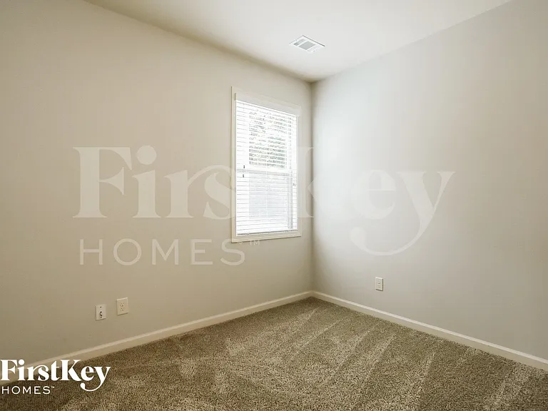 7768 Old Thyme Rd — Photo 12