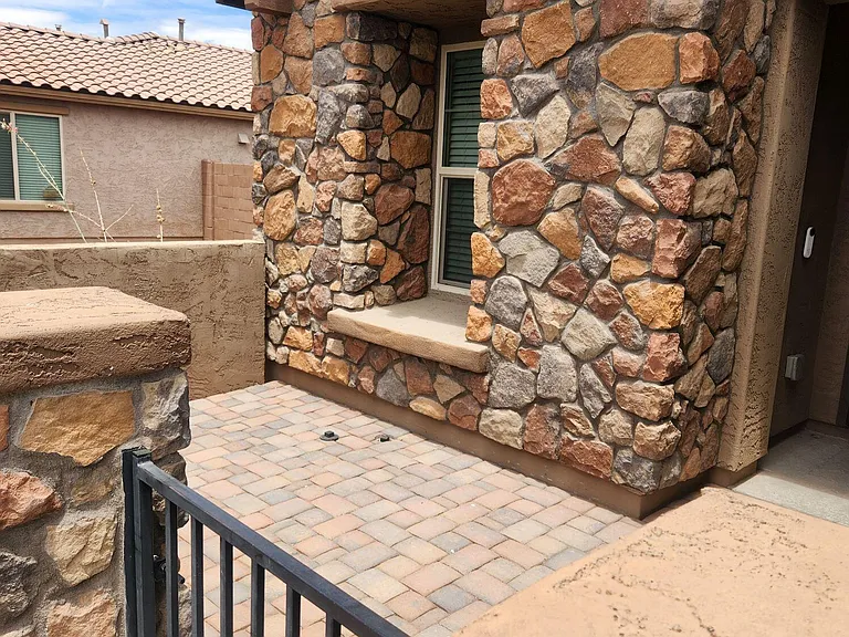 18418 W Getty Dr — Photo 3
