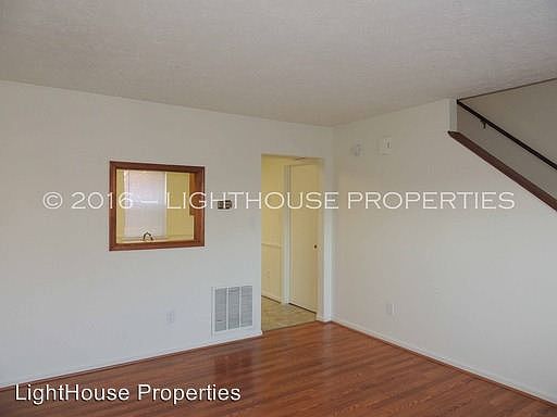 2nd image of 129 Water Gate Dr
