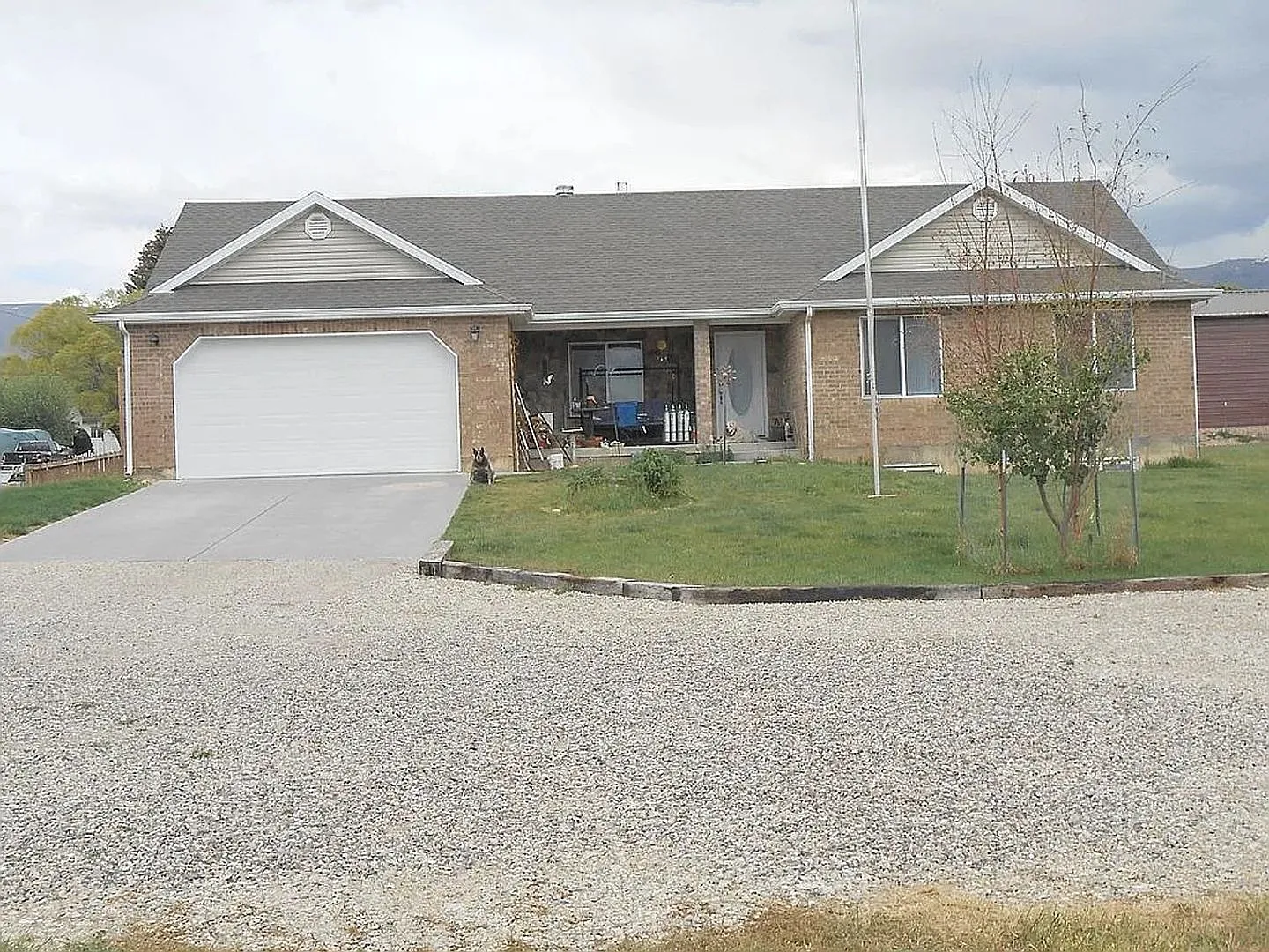 Charming 3BR House in Mt Pleasant — Photo 1