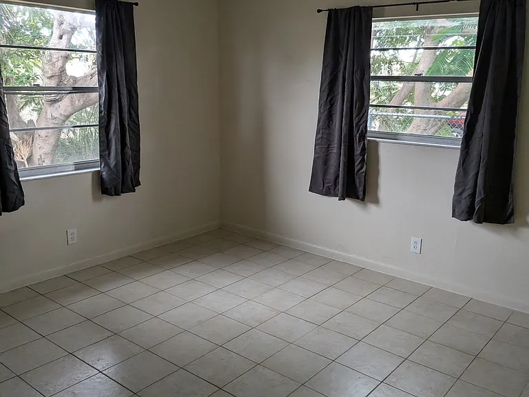 1761 2nd Ave N #3 — Photo 6