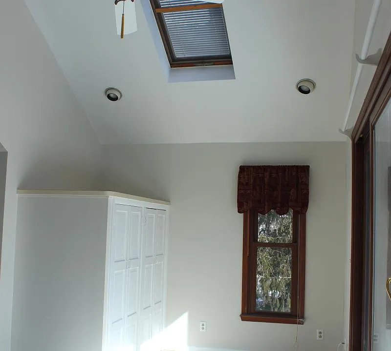 Sun Room w/ Private Washer & Dryer