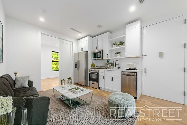 1st image of 206 Mac Dougal St #5