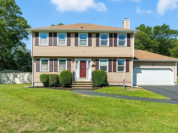 18 Arthur G Pernokas Dr, Woburn, MA 01801