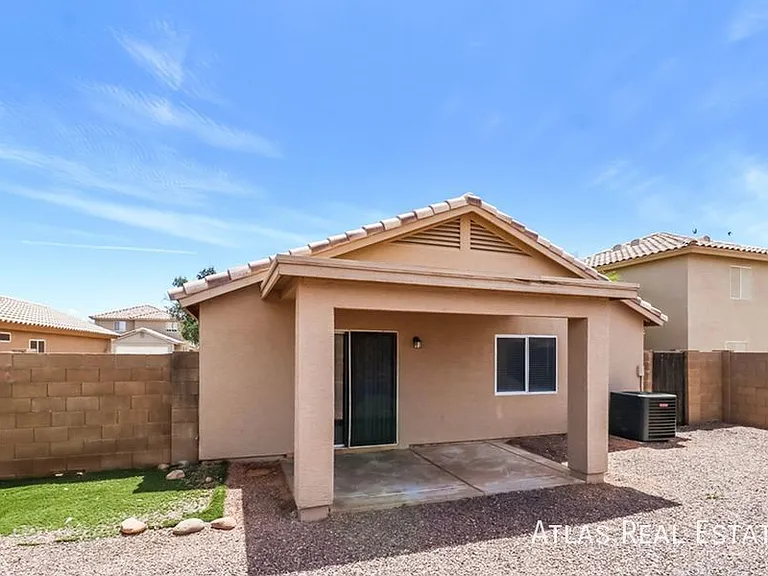 12038 W Corrine Dr — Photo 14