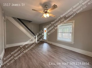 1517 James St, Kalamazoo, MI 49001