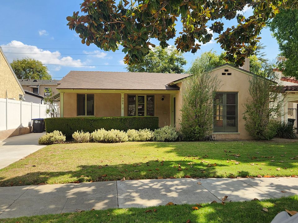 1st image of 908 Burchett St