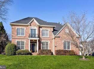 20449 Swan Creek Ct, Sterling, VA 20165