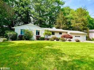 5073 Cedardale Ln, Flushing, MI 48433