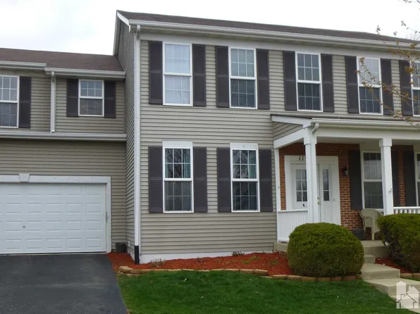 1150 Symphony Dr, Aurora, IL 60504