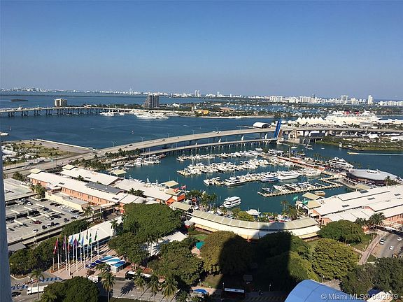 3rd image of 50 Biscayne Blvd APT 4304