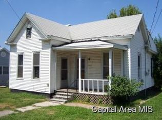 606 E Lafayette Ave, Jacksonville, IL 62650