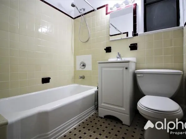 2033 2nd Avenue image 5 of 7