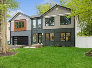 238 Oak Tree Rd, Mountainside, NJ 07092